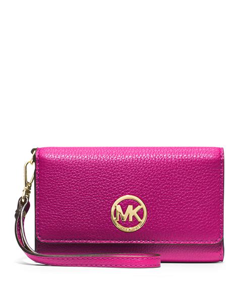 michael michael kors fulton large multifunction smartphone wristlet wallet|Michael Kors fulton bag.